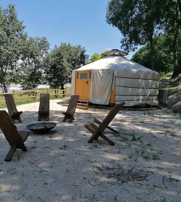 Luxury tent Atman Glamping Yurta Hotel Monzambano